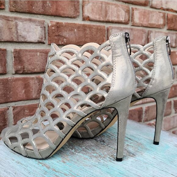 NWOT Vince Camuto Metallic Gold Silver Pewter Mermaid Sandal Open Toe Cocktail - Picture 6 of 12